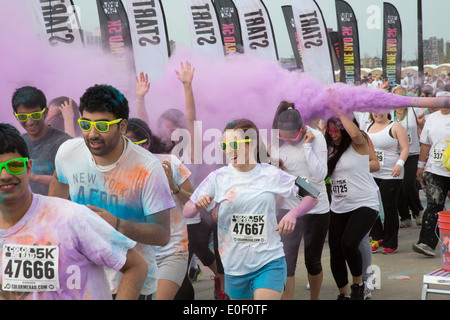 "Color Me Rad" 5K Run/Walk Stockfoto