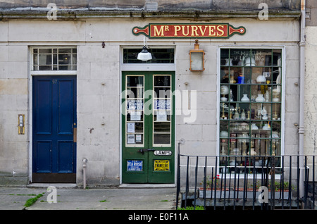 Herr Purves' Lamp Emporium in der St Stephen Street, Edinburgh. Stockfoto