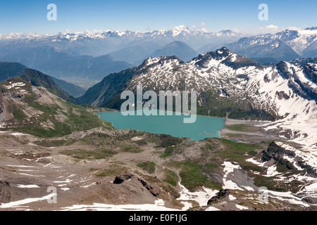 Blick vom Gipfel der Haute Cime in Richtung Lac de Salanfe und die Tour Sallière im alpinen Schweizer Kanton Wallis Stockfoto