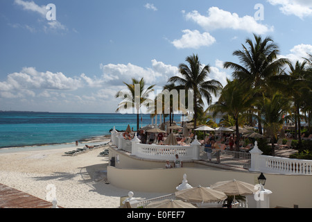 Strand an der Riu Palace Las Americas Hotel, Hotel Zone, Cancun, Mexiko Stockfoto