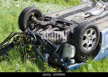 Fahrzeug Verkehrsunfall, gerollt Auto Stockfoto