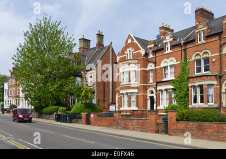 Drei Etagen viktorianischen Villen in Billing Road, Northampton, UK Stockfoto