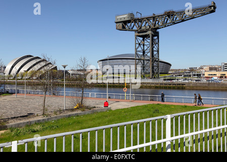 Clyde Auditorium / Armadillo, schottische SSE Hydro und Finnieston Kran neben den River Clyde in Glasgow, Schottland Stockfoto