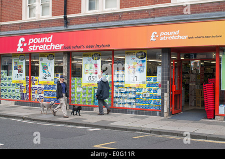 Pfund Bahre Shop Whitley Bay Nord-Ost England UK Stockfoto