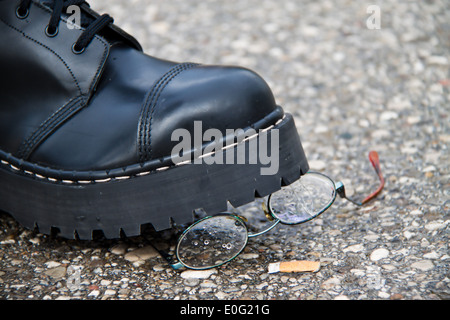 Symbolisches Bild für Nazi, Skinheads und Rechtsradikalismus, Symbolbild Fuer Nazi, Skinheads Und Rechtsradikalismus Stockfoto