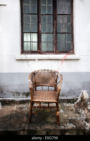 Verlassene Korbstuhl in der Men-Bezirk von Suzhou, China Stockfoto