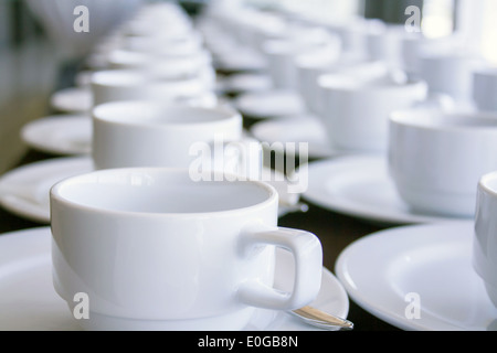 Kaffeetassen bereiten Kaffee Bremse Stockfoto