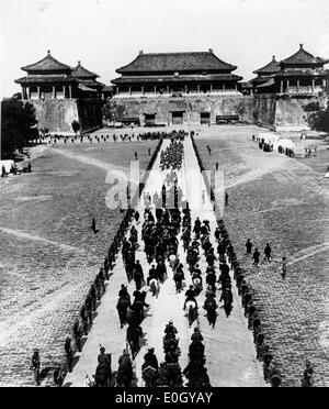 Deutsche Kavallerie in Peking nach dem Zusammenbruch des Boxeraufstandes Stockfoto