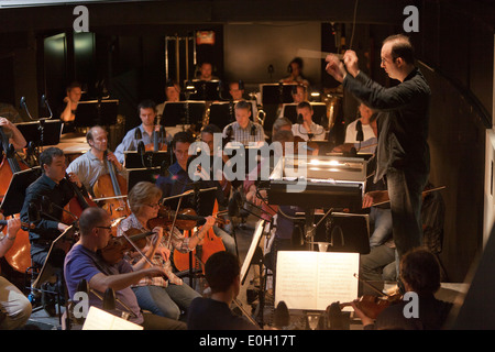Orchester mit Dirigent Staatstheater Braunschweig, Theater und Oper, Brunswick, Niedersachsen, Deutschland Stockfoto