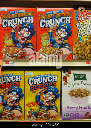 Cereal Abschnitt, Gristedes Lebensmittelgeschäft, NYC, USA Stockfoto