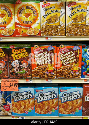 Cereal Abschnitt, Gristedes Lebensmittelgeschäft, NYC, USA Stockfoto