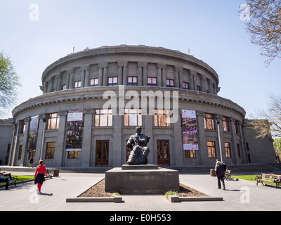 Armenische akademische Nationaltheater von Oper und Ballett in Eriwan. Stockfoto