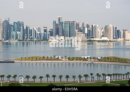 Doha, Katar, Nahen Osten, West Bay zentralen Bankenviertel neue skyline Stockfoto