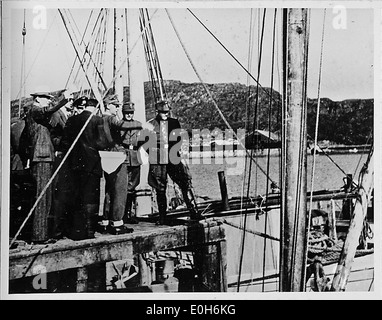 Dieser Titel bezieht sich auf Bodø, Norwegen, während des Zweiten Weltkriegs (WWII) und konzentriert sich auf seine Rolle und die Ereignisse, die sich dort abspielten, einschließlich der deutschen Besetzung Norwegens. Stockfoto