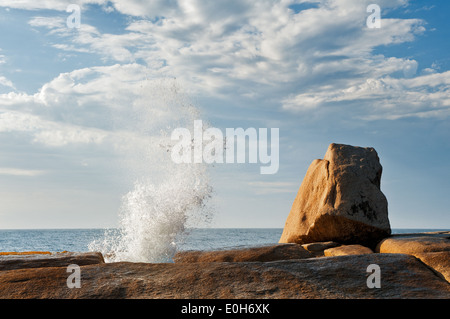 Atemloch auf der Küste Bicheno. Stockfoto