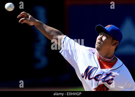 Flushing, NY, USA. 11. Mai 2014. Daisuke Matsuzaka (Mets) MLB: Daisuke Matsuzaka der New York Mets Stellplätze gegen die Philadelphia Phillies in der Major League Baseball Spiel im Citi Field Stadium in Flushing, NY, USA. © AFLO/Alamy Live-Nachrichten Stockfoto