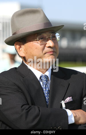 Kyoto, Japan. 10. Mai 2014. Kunihide Matsuda Pferderennen: Trainer Kunihide Matsuda nach Hagino Hybrid das Kyoto Shinbun Hai auf Kyoto-Pferderennbahn in Kyoto, Japan gewann. © Eiichi Yamane/AFLO/Alamy Live-Nachrichten Stockfoto