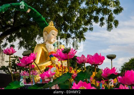 Buddha-Statue in Vesak Day Parade in Penang Stockfoto