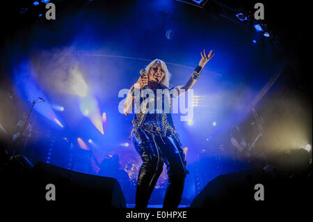 Speyer, Rheinland-Pfalz, Deutschland. 13. Mai 2014. Doro Pesch während eines Konzerts in Halle 101 am 13. Mai 2014 in Speyer, Deutschland. Bildnachweis: Ulrich Roth/NurPhoto/ZUMA Press, Inc./Alamy Live News Stockfoto