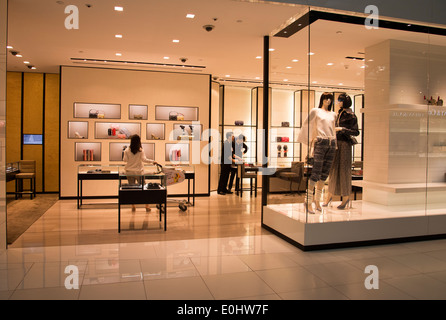 Exklusive shopping Bangkok International Airport Thailand Dutyfree shop im Chanel-store Stockfoto