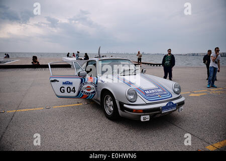 Thessaloniki, Griechenland. 13. Mai 2014. Die größte Oldtimer-Rennen von Belgien '' Tour Amical'' erreicht die Stadt Thessaloniki Credit: Giannis Papanikos/NurPhoto/ZUMAPRESS.com/Alamy Live News Stockfoto