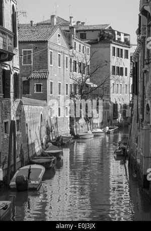Venedig, Italien - 14. März 2014: Blick vom Ponte de San Francesco Braut Stockfoto
