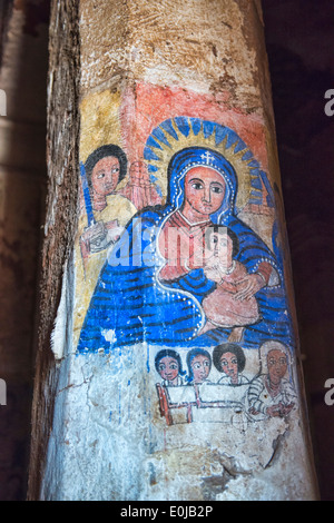 alte Wandmalereien im Inneren der Abraha Kirche wir Atsbeha in Tigray, Äthiopien Stockfoto