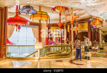 Die Rolltreppe zur Sonnenschirm Restaurant im Wynn Hotel Las Vegas Nevada USA Stockfoto