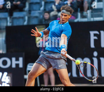 Rafael Nadal spielt in der ATP Rom International Tennis Masters Stockfoto