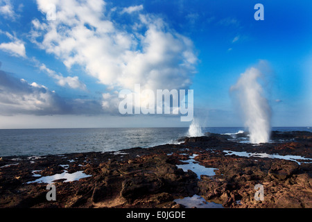 Schlag-Loch am Spouting Horn, Südufer, Kauai, Hawaii Stockfoto