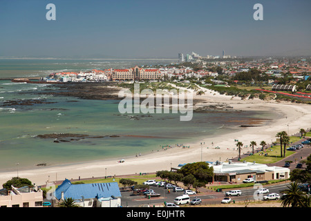 die Bucht und den Strand in Gordons Bay, Western Cape, Südafrika Stockfoto