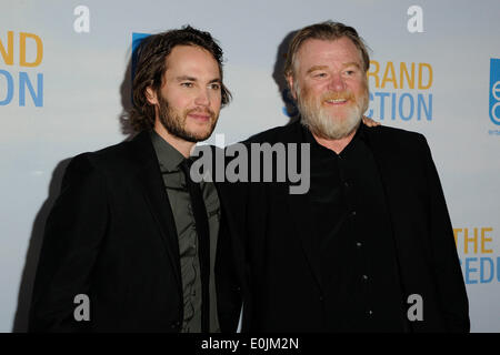 Toronto, Kanada. 14. Mai 2014. Schauspieler Taylor Kitsch und Brendan Gleeson besuchen die große Verführung Premiere am Scotiabank Theater in Toronto. (Credit: EXImages) Bildnachweis: EXImages/Alamy Live-Nachrichten Stockfoto