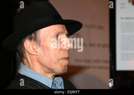 Hamburg, Deutschland. 14. Mai 2014. Dr. Gunther von Hagens auf der Pressekonferenz der "Körperwelten", eine Ausstellung von erhaltenen menschlichen Körpern des Entwicklers deutscher Anatom Gunther von Hagens in Hamburg, Deutschland. Bildnachweis: Dpa picture Alliance/Alamy Live News Stockfoto
