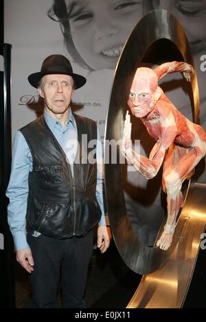 Hamburg, Deutschland. 14. Mai 2014. Dr. Gunther von Hagens auf der Pressekonferenz der "Körperwelten", eine Ausstellung von erhaltenen menschlichen Körpern des Entwicklers deutscher Anatom Gunther von Hagens in Hamburg, Deutschland. Bildnachweis: Dpa picture Alliance/Alamy Live News Stockfoto