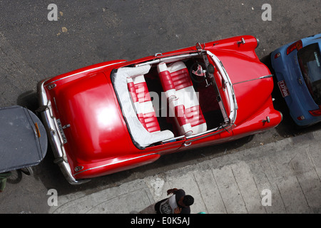 Amerikanische Oldtimer auf Kuba Stockfoto