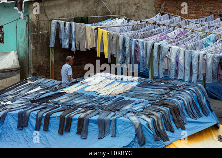 Wäsche-Blues, Dhobi Ghat, Mumbai, Indien Stockfoto