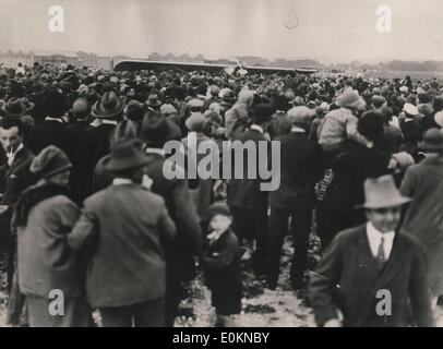 20. Mai 1927 - Paris, Frankreich - CHARLES LINDBERGH 1902-1974 den Spitznamen Slim, Lucky Lindy und The Lone Eagle war eine amerikanische av Stockfoto