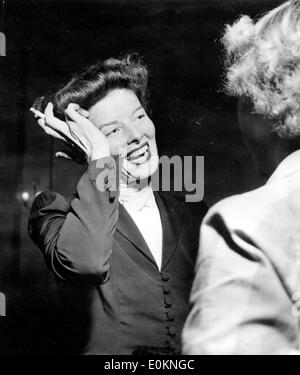 Schauspielerin Katharine Hepburn in Paris, Frankreich Stockfoto