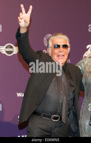 Berlin, Deutschland. 15. Mai 2014. Mode-Designer Roberto Cavalli kümmert sich um den deutschen Duft Awards 2014 in Berlin, Deutschland. Am 15. Mai 2014. / Allianz Credit Bild: Dpa picture-Alliance/Alamy Live News Stockfoto