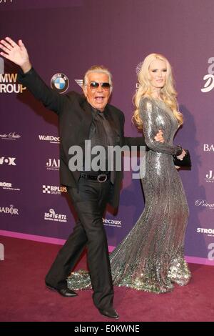 Berlin, Deutschland. 15. Mai 2014. Mode-Designer Roberto Cavalli und Mirja Du Mont kümmern sich um den deutschen Duft Awards 2014 in Berlin, Deutschland. Am 15. Mai 2014. / Allianz Credit Bild: Dpa picture-Alliance/Alamy Live News Stockfoto