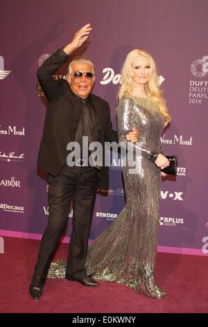 Berlin, Deutschland. 15. Mai 2014. Mode-Designer Roberto Cavalli und Mirja Du Mont kümmern sich um den deutschen Duft Awards 2014 in Berlin, Deutschland. Am 15. Mai 2014. / Allianz Credit Bild: Dpa picture-Alliance/Alamy Live News Stockfoto