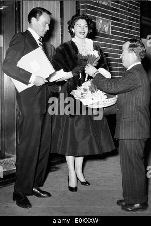 Sänger Frank Sinatra und Ava Gardner Frau Giannino beenden Stockfoto