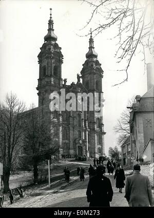 3. März 1953 - 200. Todestag des Balthossor Hermann der Erbauer der Vierzehnheiligen, die berühmte Kirche von Pilgimag in der oberen Franklin Staffolstein. Es gibt große Festlichkeit aus diesem Grund während sein. Die nächsten Wochen. Die Schauspieler des deutschen Barock arbeitete vor allem in Franken im Auftrag der kunstliebende Prinzessin des Hauses Schönberg. Vierzehnheiligen und Würzburg Residenzen sind seine wichtigsten Bauten. Stockfoto