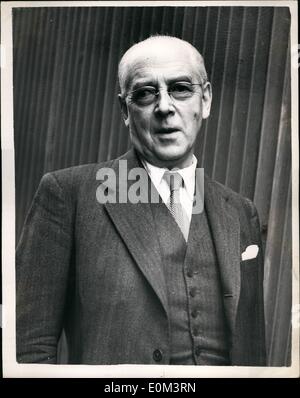 6. Juni 1953 - Christie Probetraining bei den alten Baey. Foto zeigt:-Dr. J.C. Matherson, fotografiert Old Bailey zu verlassen, nachdem heute bei Christie zu hören ist. Stockfoto