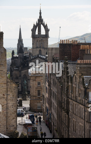 Blick auf Edinburgh und Skyline gesehen von der Oberseite der Kamera Obscura aufbauend auf High Street (Royal Mile), in Edinburgh, Schottland Stockfoto