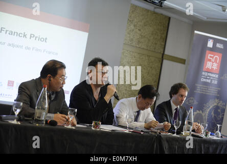 (140516)--CANNES, 16. Mai 2014 (Xinhua)--Luan Guozhi, Vize-Direktor des Film Bureau of State Administration of Press, Publikation, Radio, Film und Fernsehen von China, Franck Priot, Generaldirektor der französischen nationalen Film Commission, Yin Fu, Direktor des China-Kulturzentrum in Paris, und Pierre-Emmanuel Lecerf, Direktor für europäische und internationale Angelegenheiten der CNC (The National Center of Cinematography und bewegten Bild des französischen) (von L bis R) , ein China-Frankreich-Film-Business-Forum an der Seitenlinie der 67. jährlichen Cannes Filmfestspiele in Cannes, Frankreich, 16. Mai 2014 zu besuchen. Stockfoto