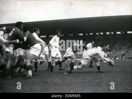 11. April 1954 - schlägt Frankreich England Rugby Match Stockfoto