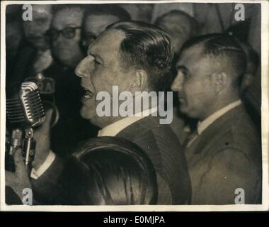 Sept. 09, 1955 - Präsident Peron zurückzieht seinen Rücktritt nach Demonstration durch seine Anhänger allgemeine Peron Angebot zum Rücktritt Stockfoto