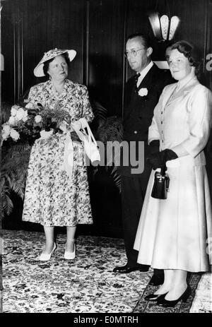 Königin Juliana, Prinzessin Beatrix, Prinz Bernhard Stockfoto