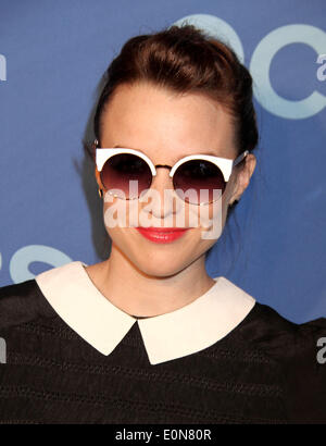 New York, New York, USA. 14. Mai 2014. Schauspielerin RENEE FELICE SMITH besucht die 2014 CBS Upfront Präsentation im Lincoln Center statt. Nancy Kaszerman/ZUMAPRESS.com/Alamy © Live-Nachrichten Stockfoto